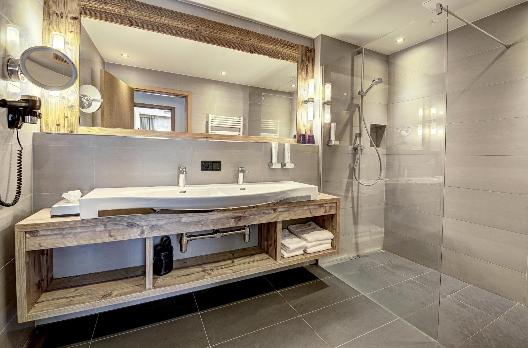 Das Glemm Hotel Saalbach-Hinterglemm Rum bild