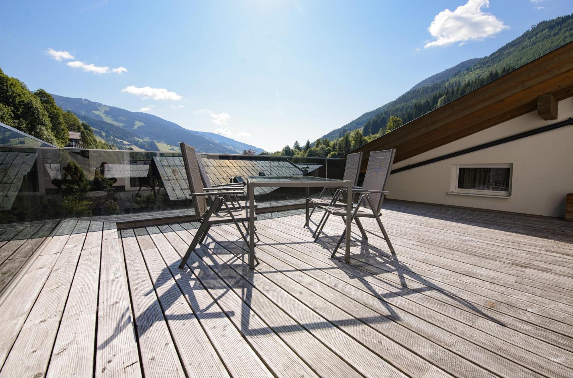 Das Glemm Hotel Saalbach-Hinterglemm Rum bild