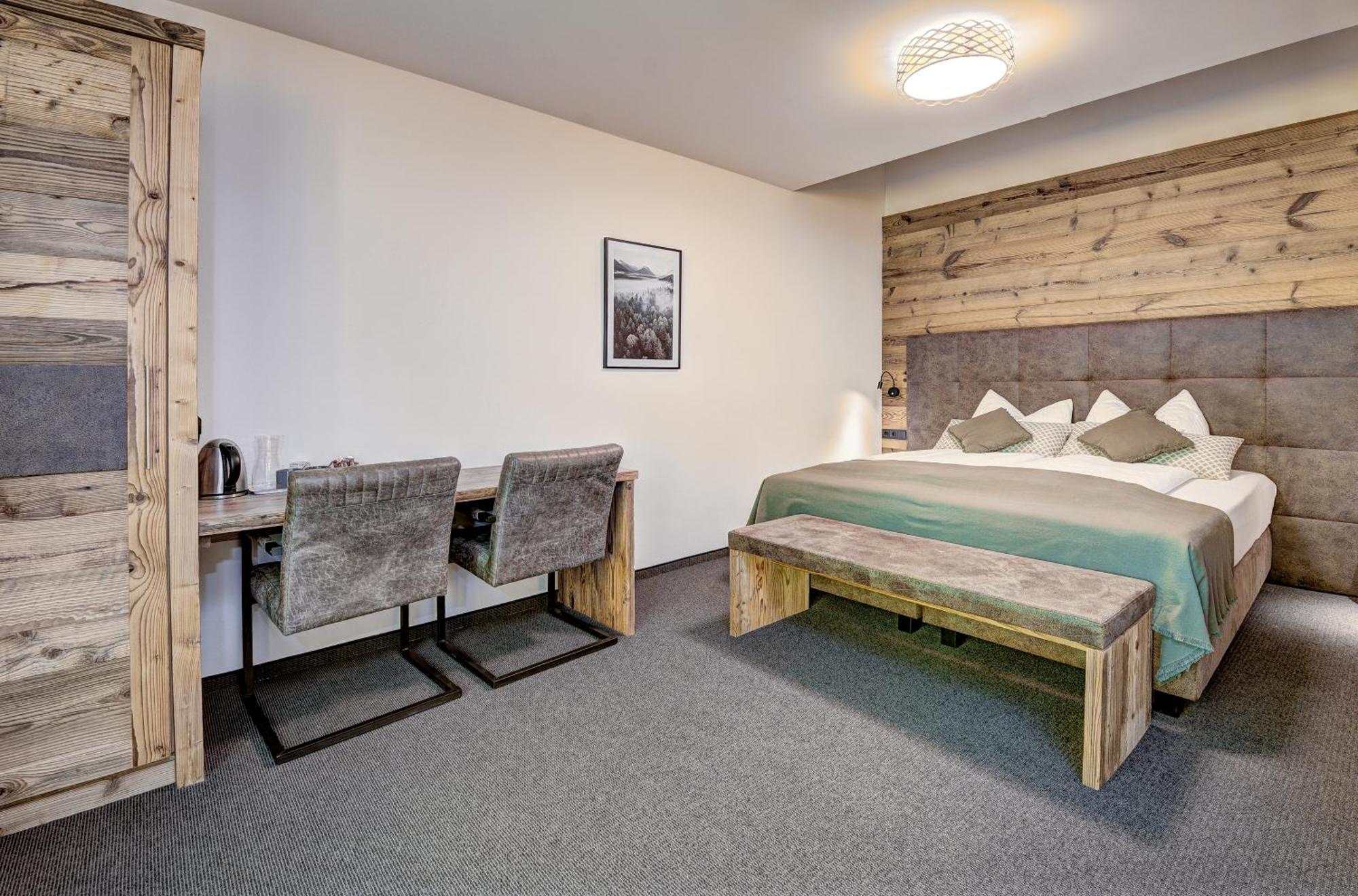 Das Glemm Hotel Saalbach-Hinterglemm Rum bild